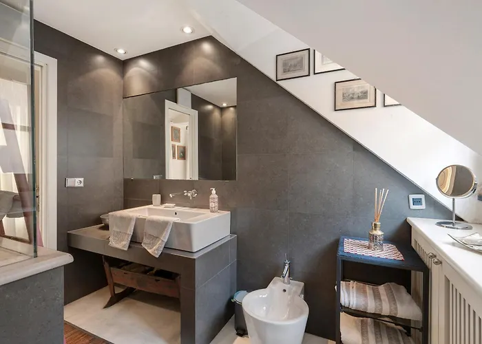 Attico Palazzo Giustiniani 3*