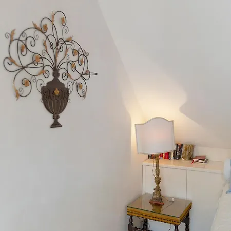 Attico Palazzo Giustiniani Bed & Breakfast 3*